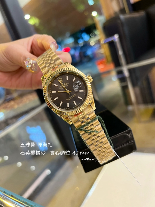 ブランド時計背面デザイン